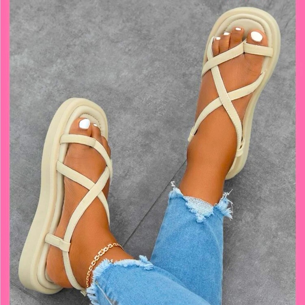 Tan sandals, size 7 ◡̈